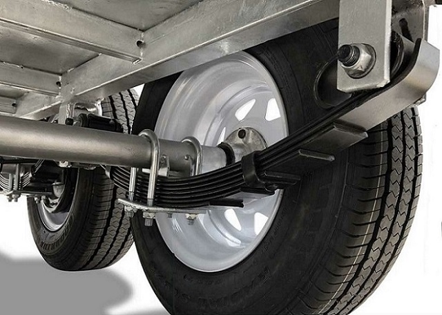 5 Ways To Tell You Need Leaf Spring Replacements - Plain Ol' Trailers